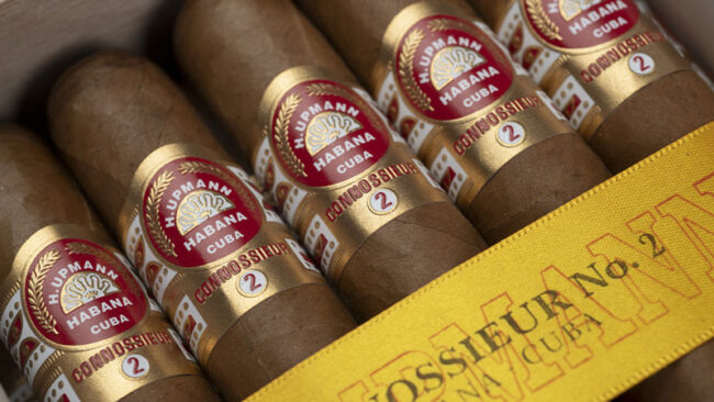 H.Upmann Connossieur No.2